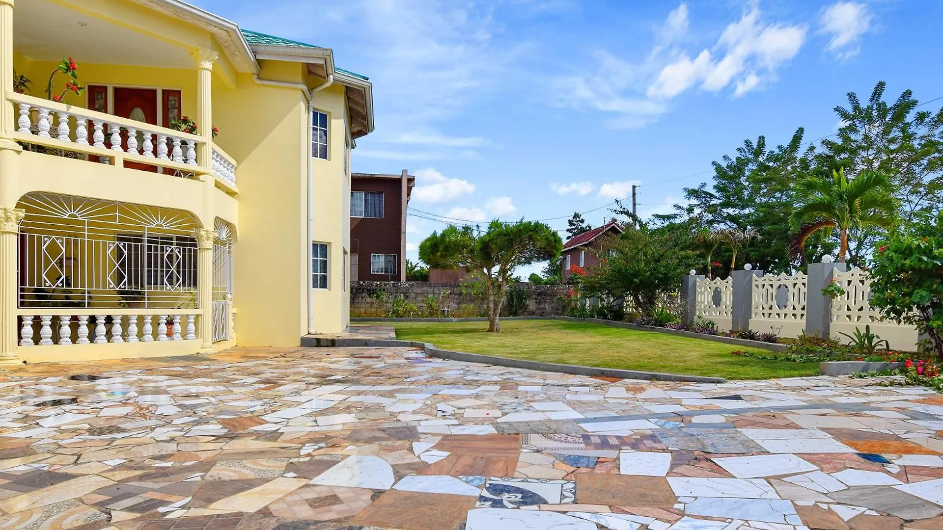 Harriott Heights Apartment Mandeville Jamaica