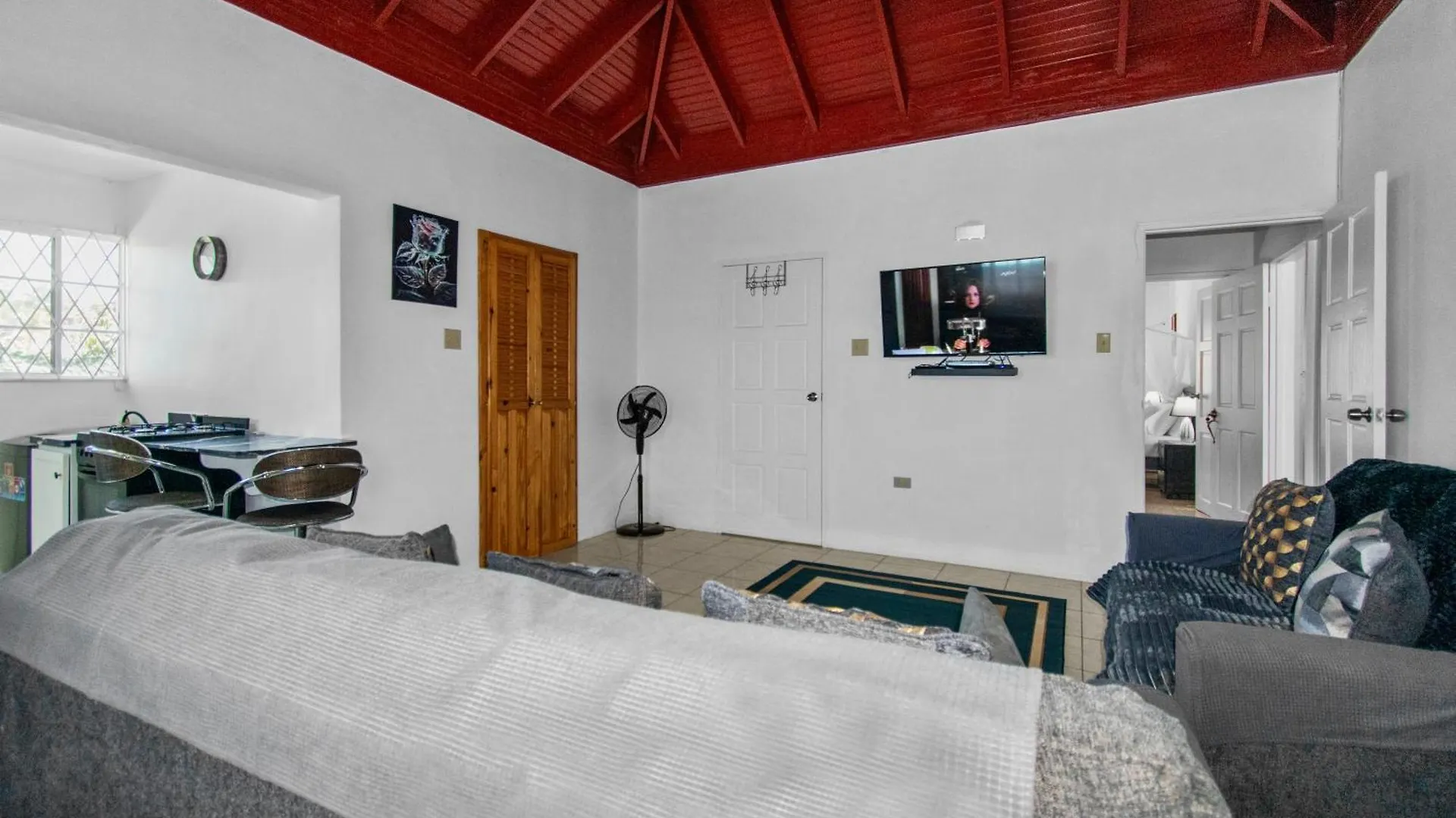 Harriott Heights Apartment Mandeville Jamaica
