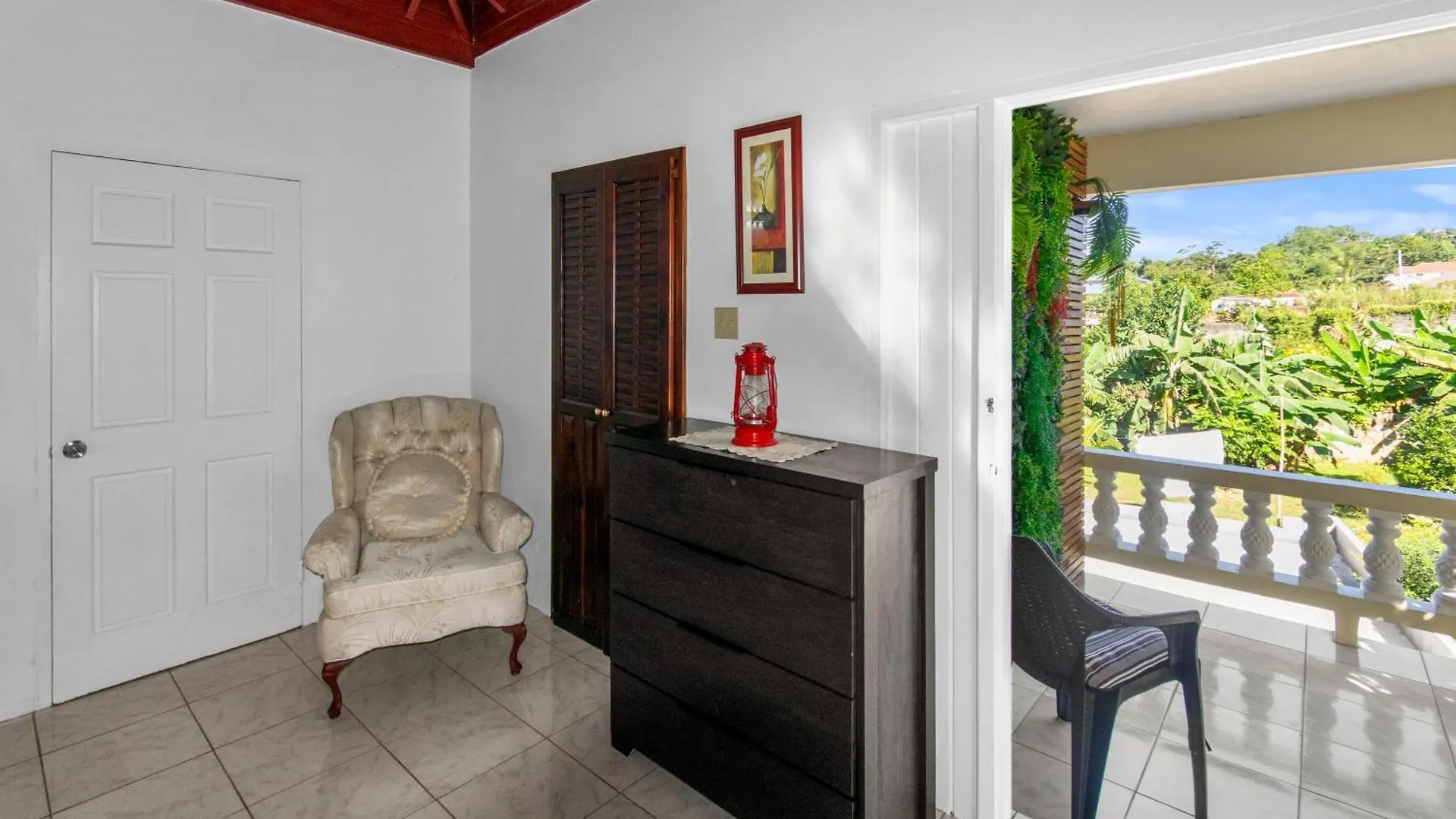 Harriott Heights Apartment Mandeville